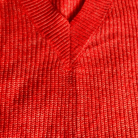 🆕 ASOS V-Neck Cozy Sweater with Balloon Sleeves in Red (NWOT) - Picture 4 of 7